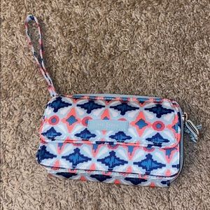 vera bradley wristlet